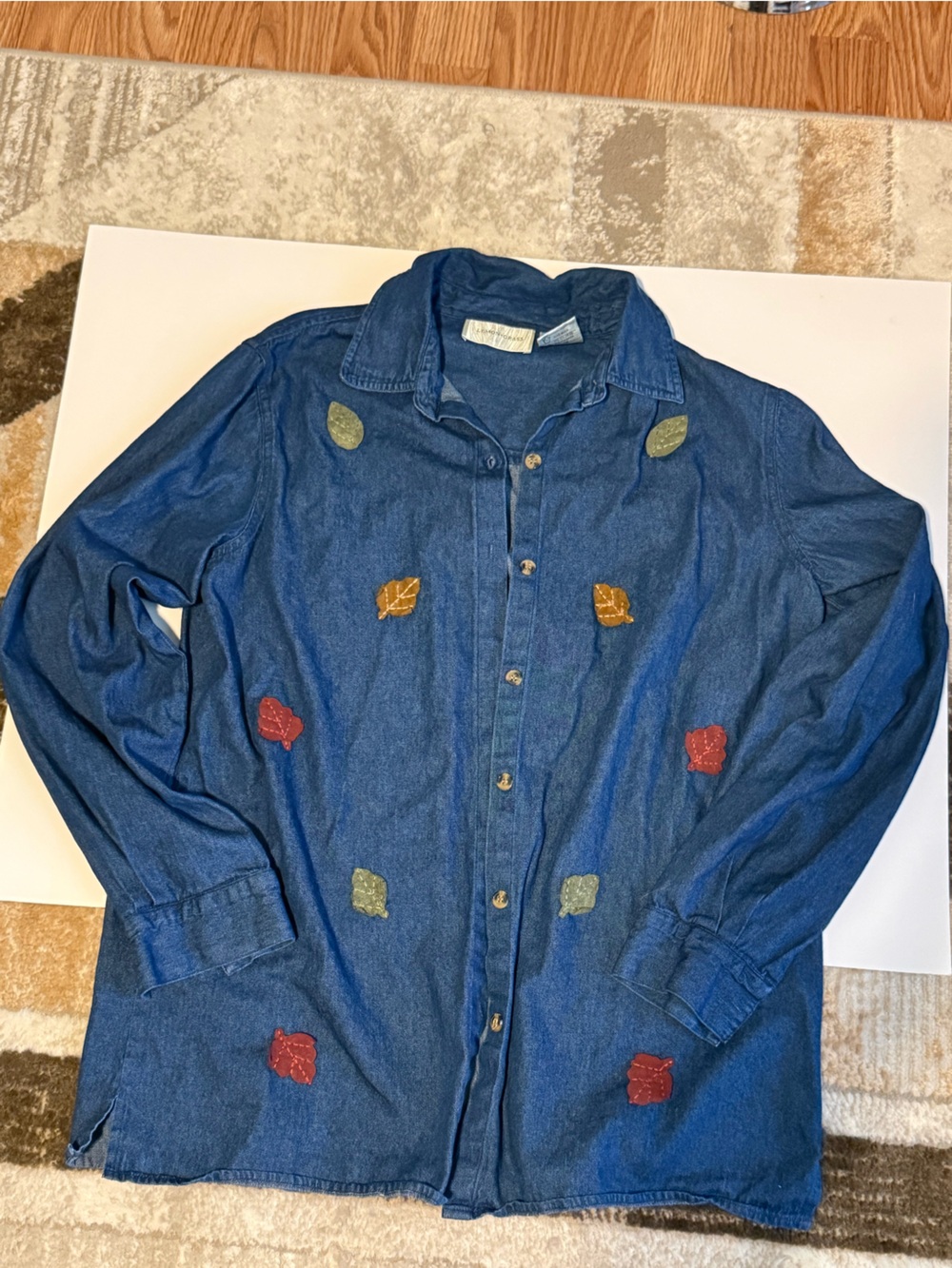 Vintage Autumn Leaf Embroidered Denim Button Down Shirt Medium Wash Size M